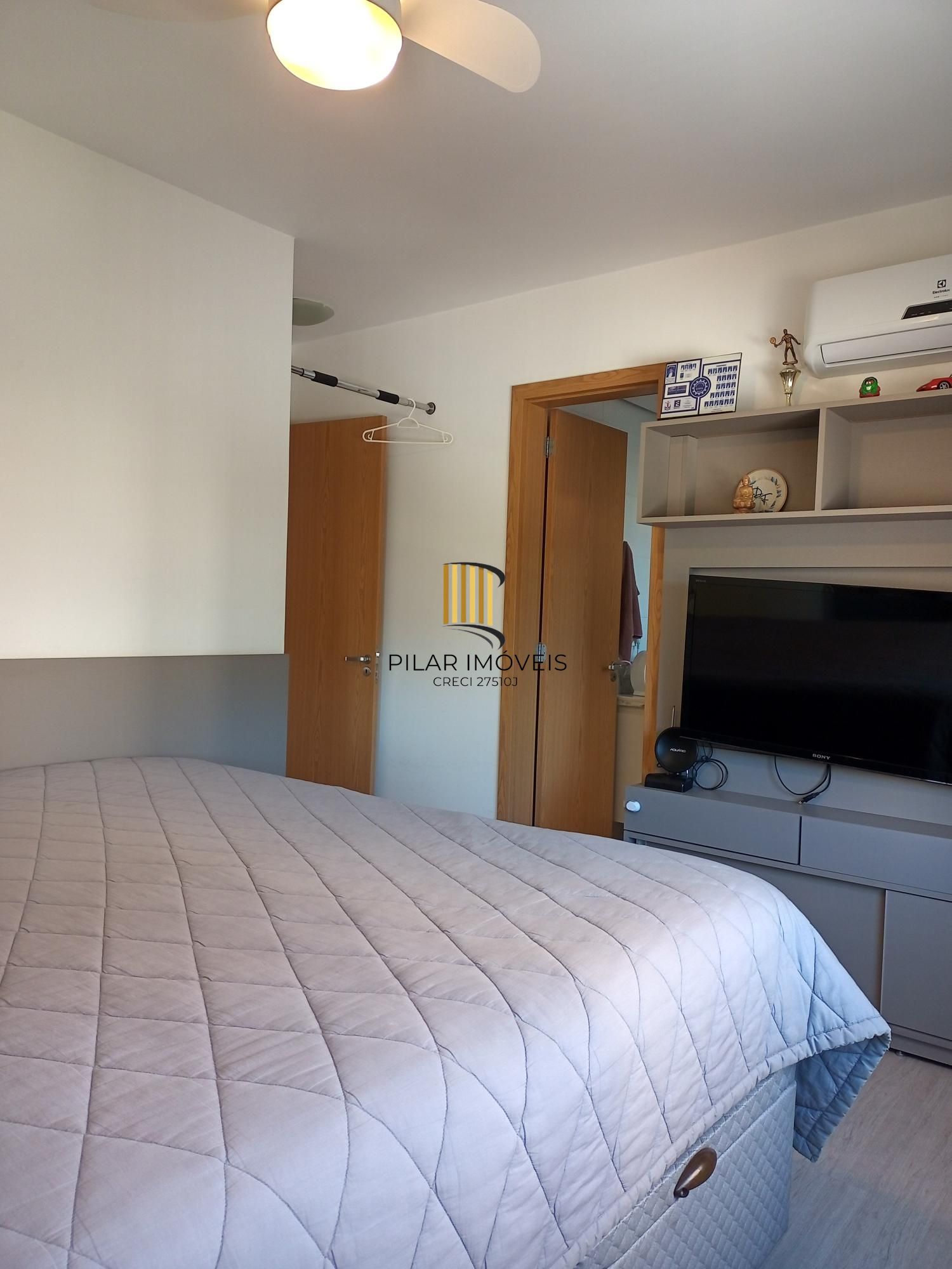 Apartamento 2 Dormitórios (1 Suíte), 64m², Churrasqueira, Vaga Coberta