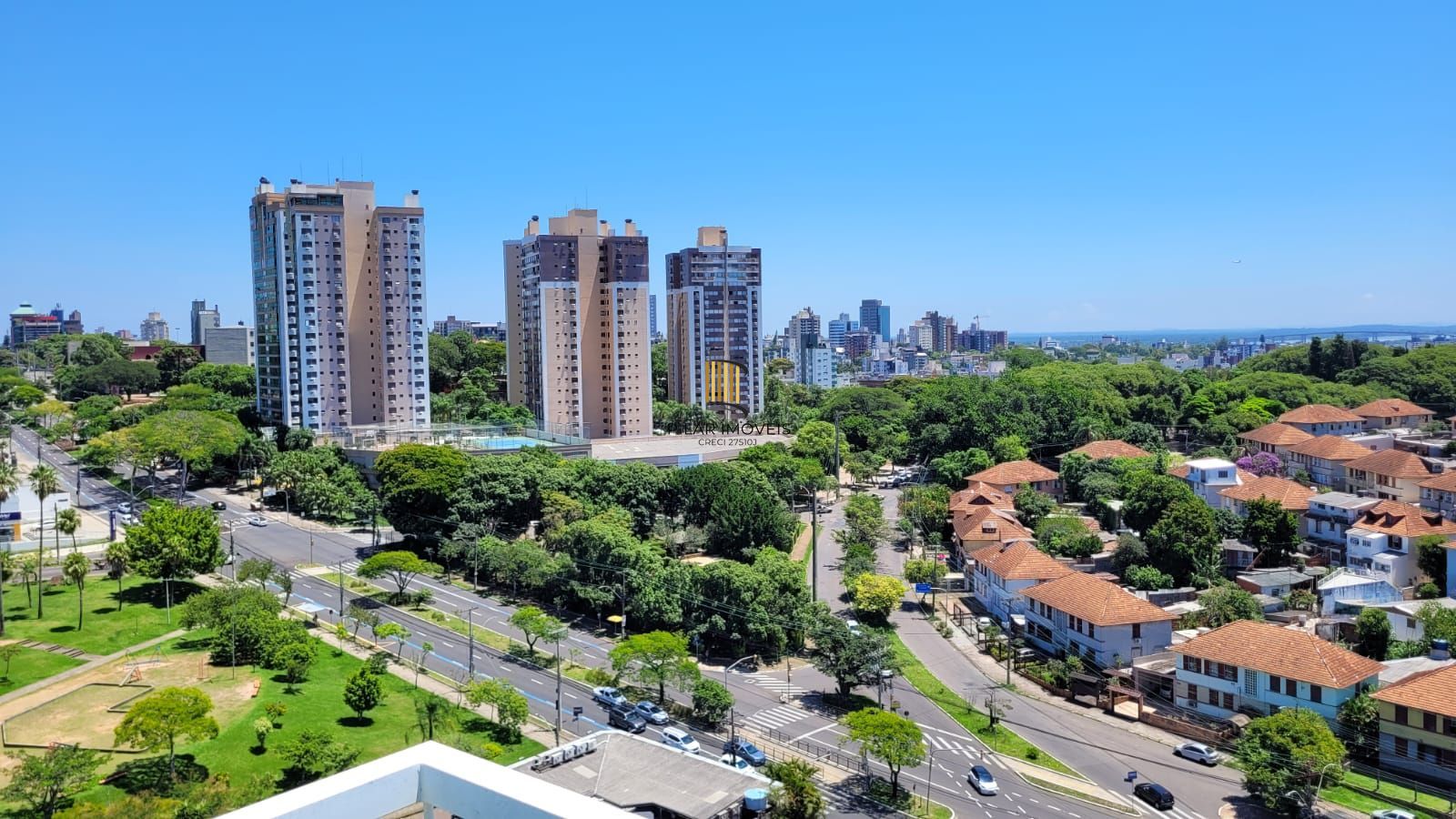 Cobertura com 157m2, 3 dormitórios no bairro Boa Vista.