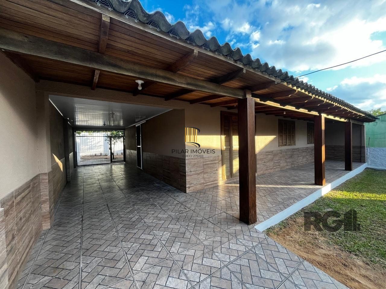 Casa 3 dormitórios no bairro Belém Novo - Pilar Imóveis