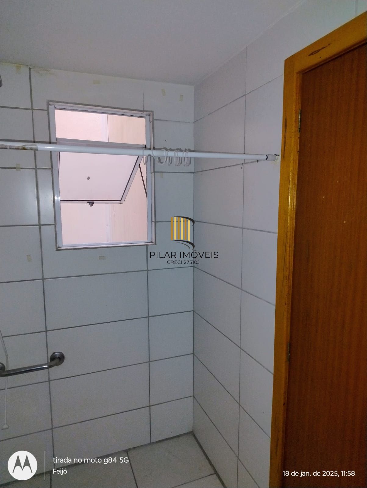 Apartamento com 02 quartos e 01 vaga no Bairro Chapéu do Sol