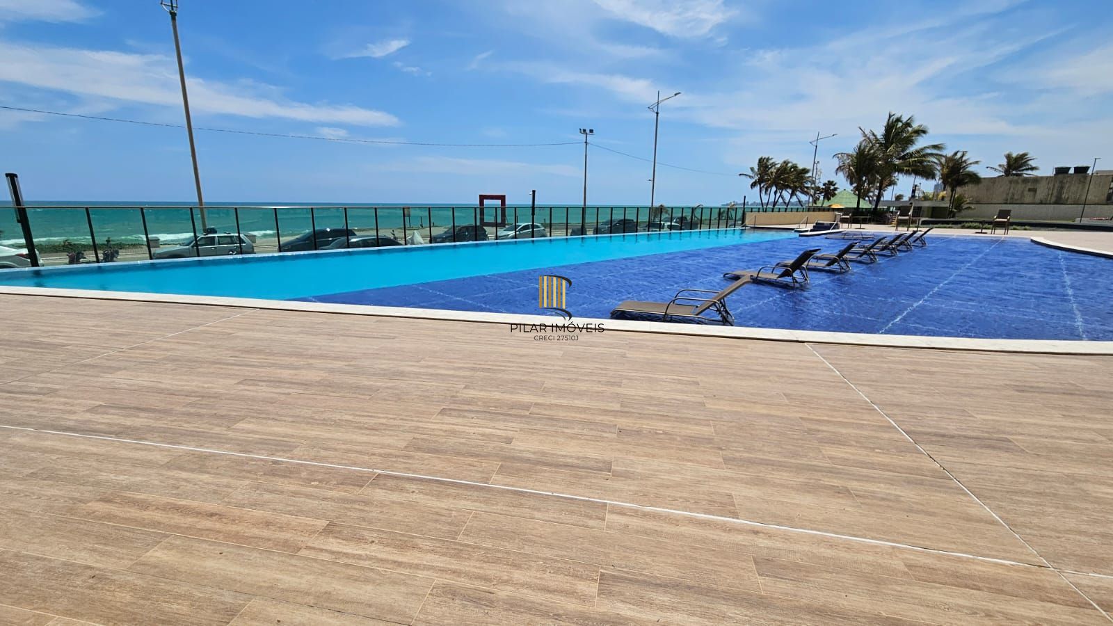 Apartamento 3 quartos, 3 suítes, 2 vagas, frente mar em Jacarecica, Maceió - Alagoas