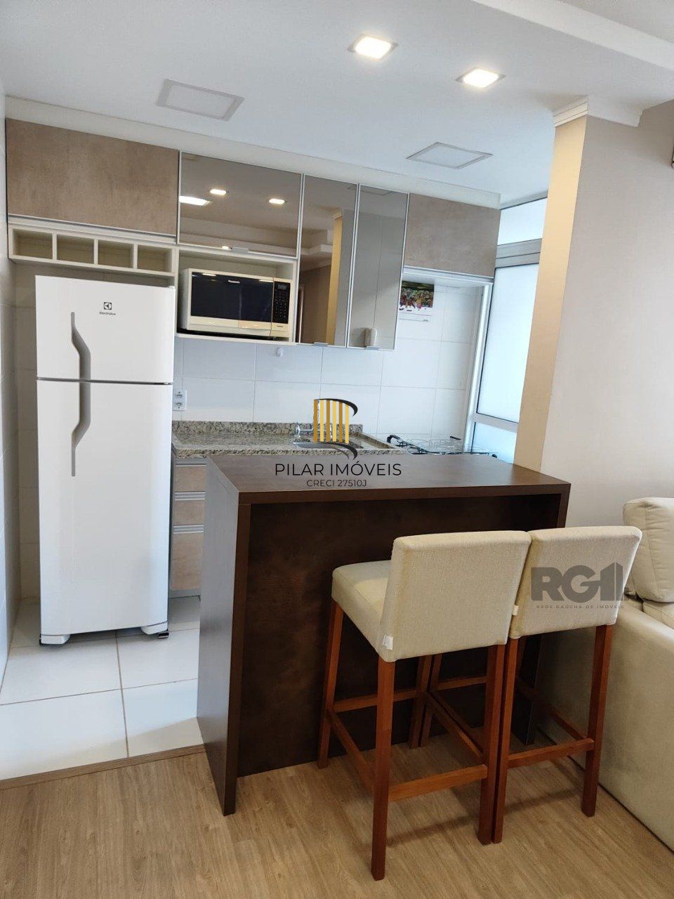 Apartamento com 2 dormitórios e vaga no bairro Teresópolis