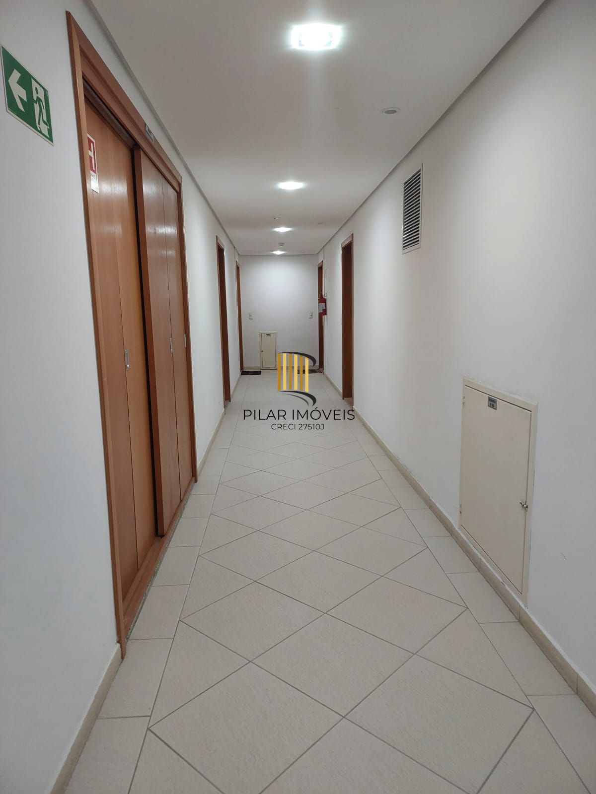 Apartamento com 3 dormitórios, sendo 1 deles suíte, com 02 vagas