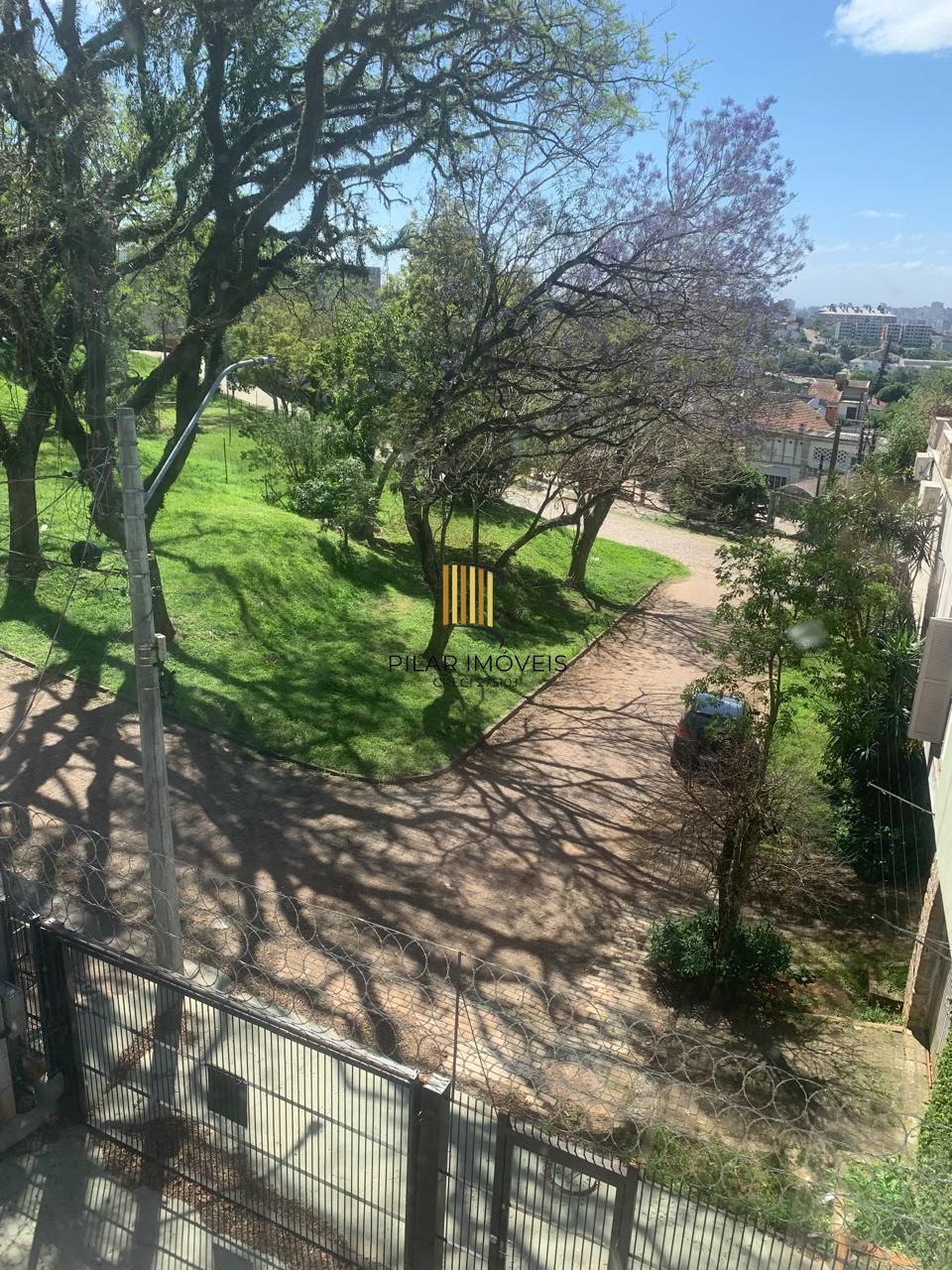 Casa com 3 dormitórios e suíte à Venda no Bairro Medianeira - Porto Alegre/RS