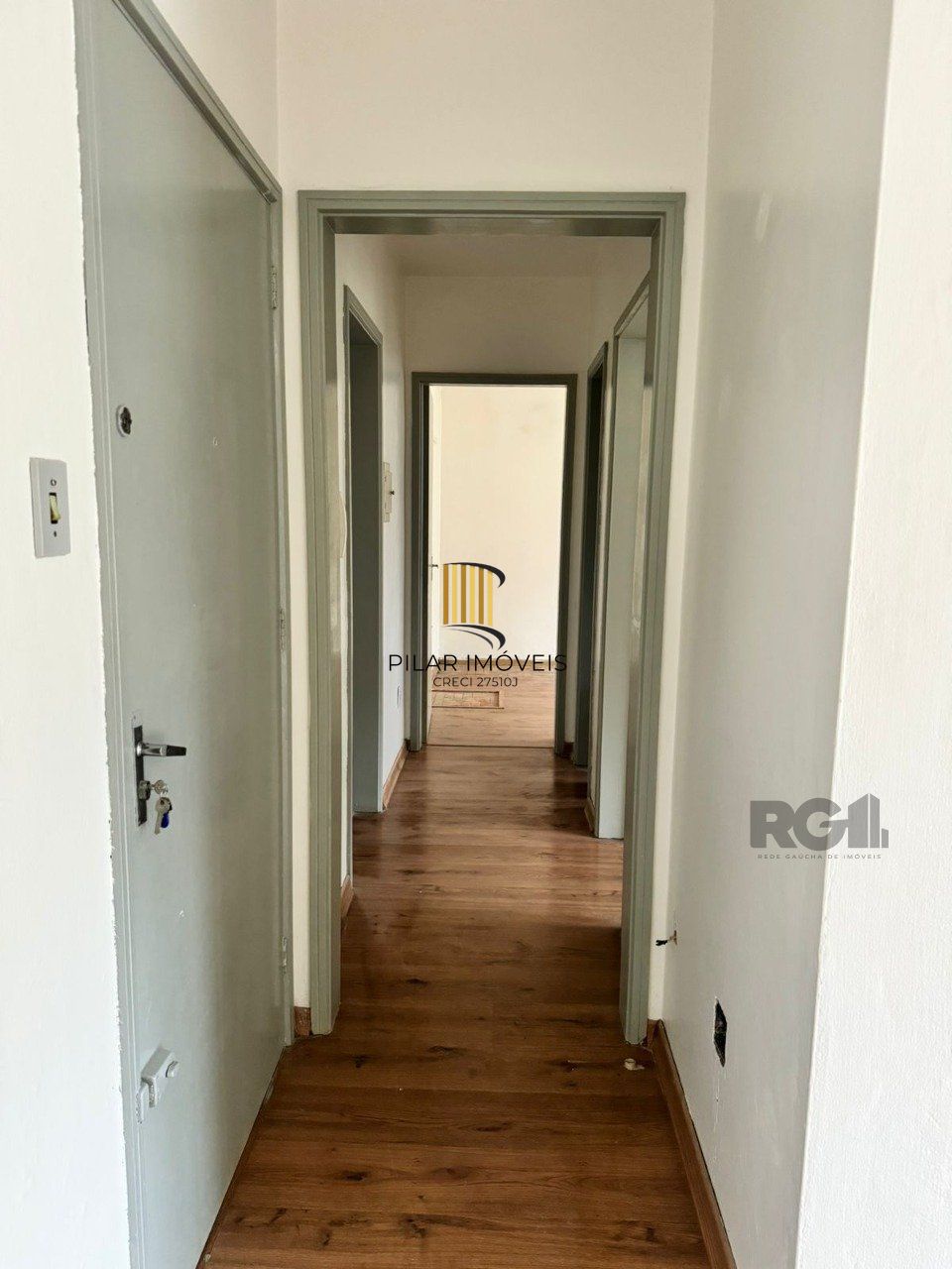 Apartamento para Venda - 82m², 2 dormitórios, 1 vaga - Praia De Belas