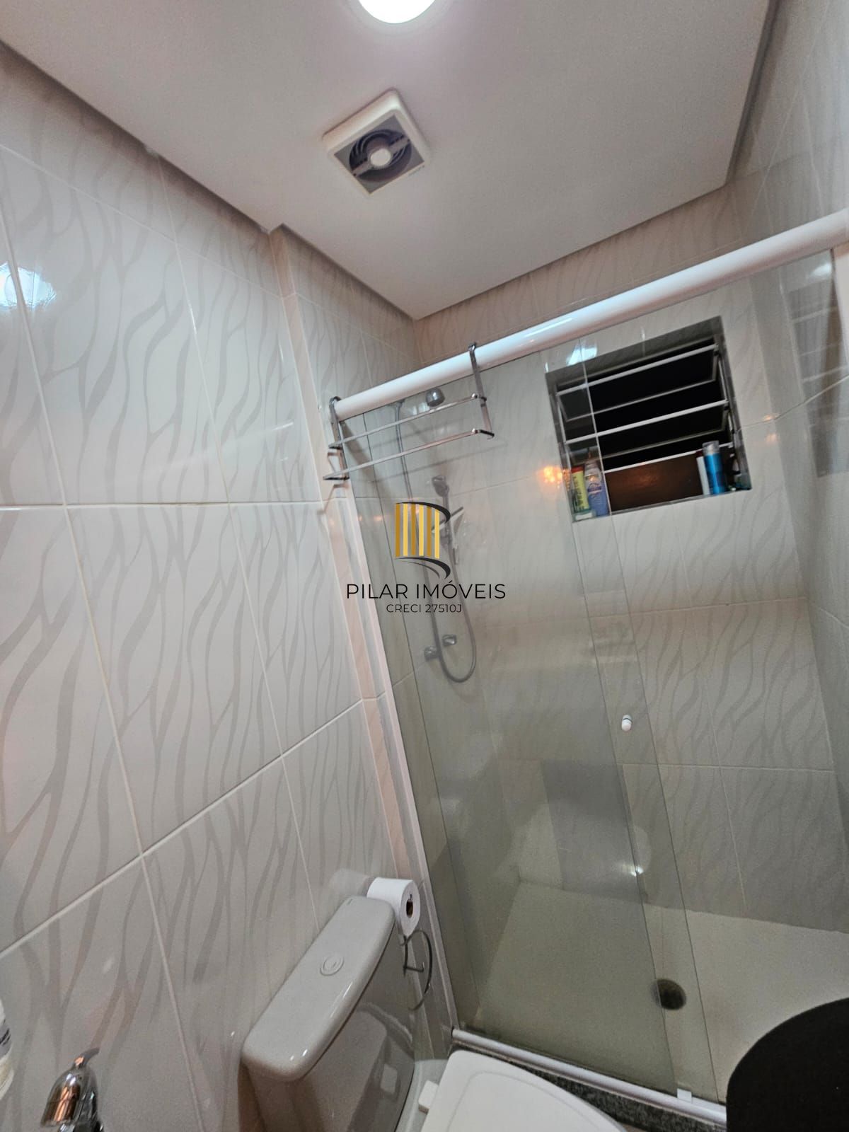 Apartamento com 02 quartos e 01 vaga no Centro Histórico de Porto Alegre