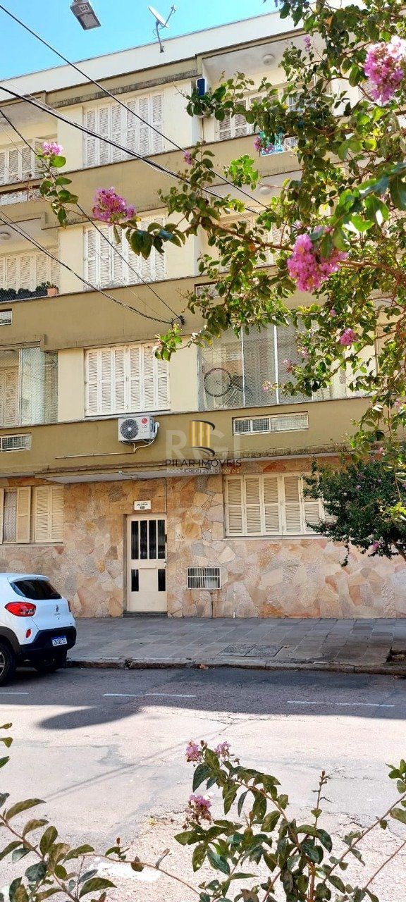 Apartamento com 02 quartos, 01 banheiro social, 70m² por R$ 395.000,00!!