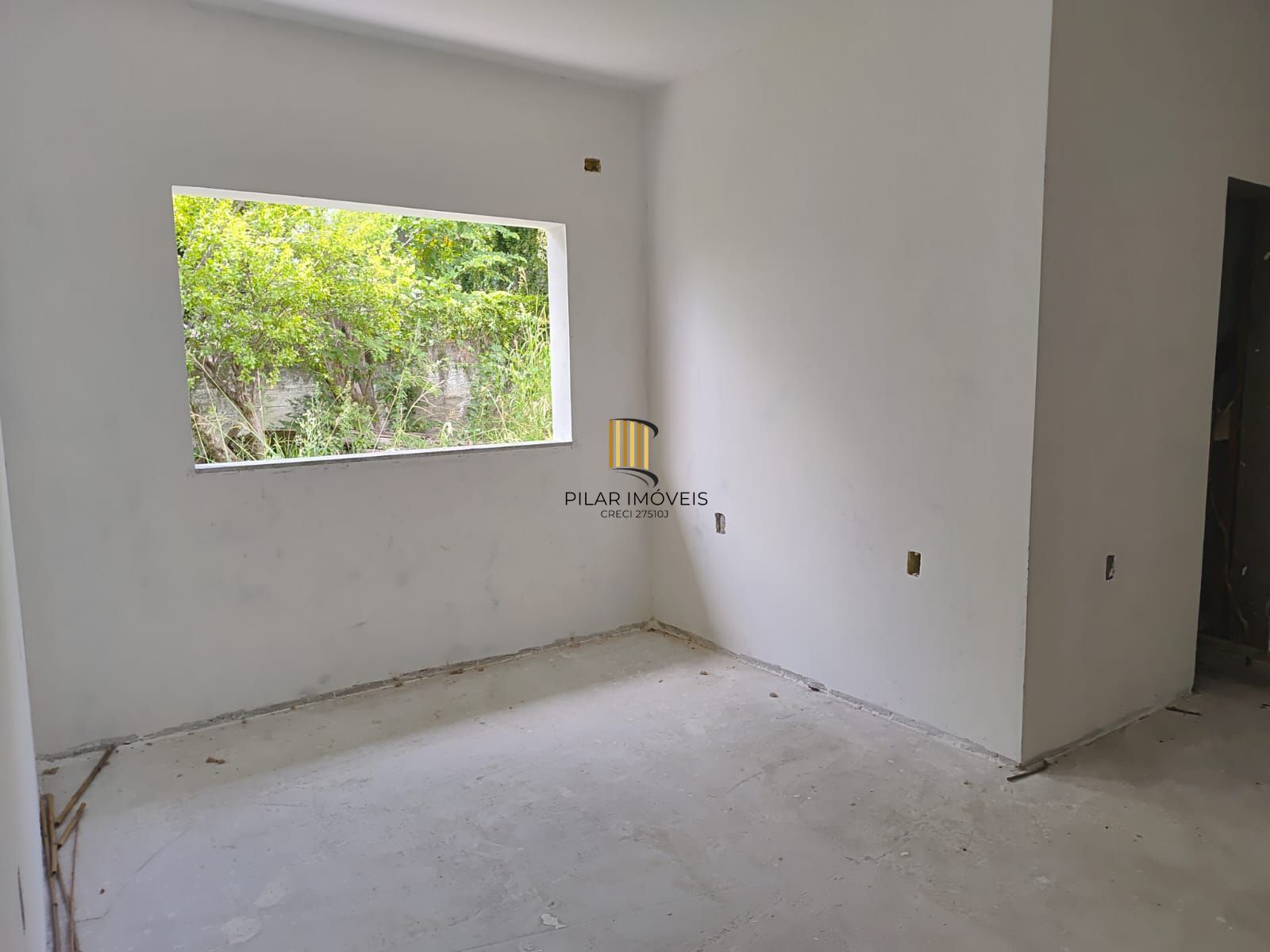 Casa 3 dormitórios no bairro Partenon