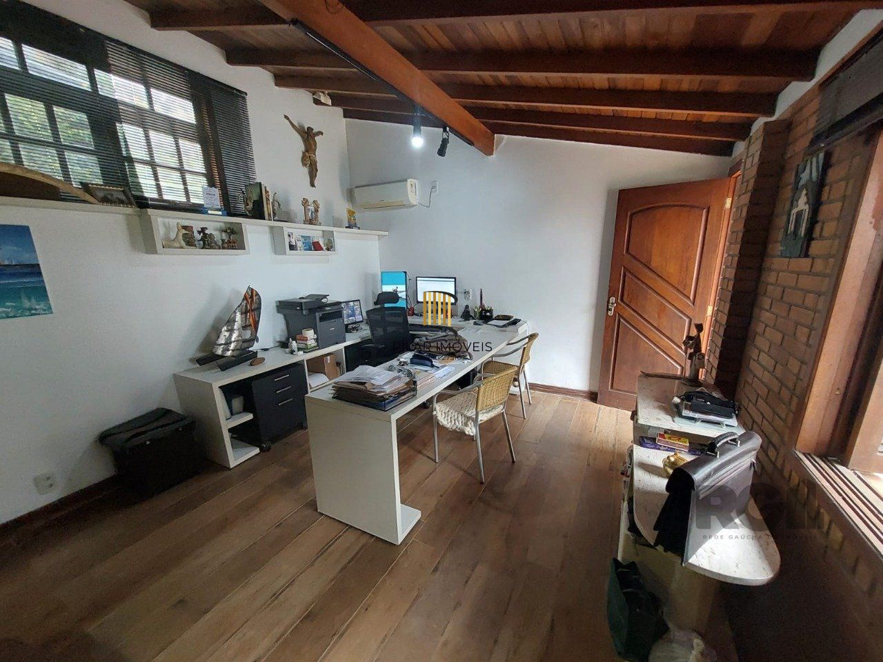 CASA DE 3 QUARTOS - 1 SUITE - 1 HOME OFFICE - LAREIRA - PISCINA - PÁTIO - IPANEMA - ESPÍRITO SANTO - PORTO ALEGRE - RS