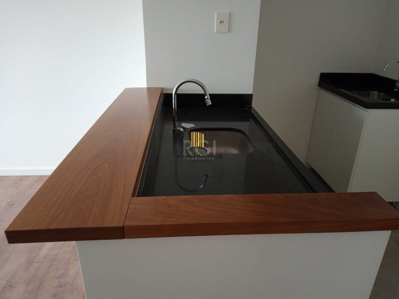 Apartamento para Venda - 53.67m², 1 dormitório, 1 vaga - Teresópolis, Porto Alegre