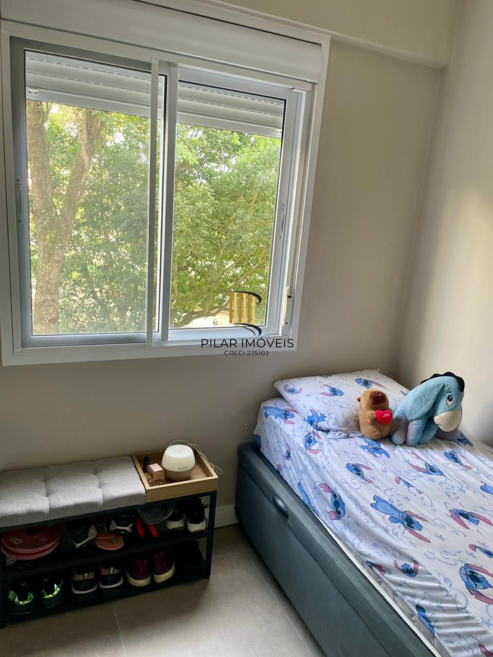 Apartamento com 02 quartos e 01 vaga escriturada no Bairro Cavalhada