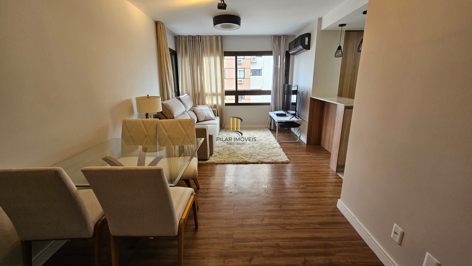 Apartamento de 2 dormitórios 2 suítes , vaga dupla coberta escriturada !