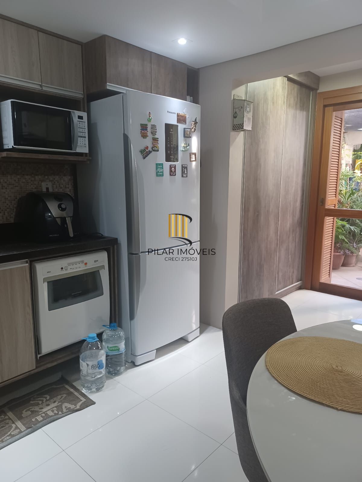 Casa 3 dormitórios no bairro Guarujá