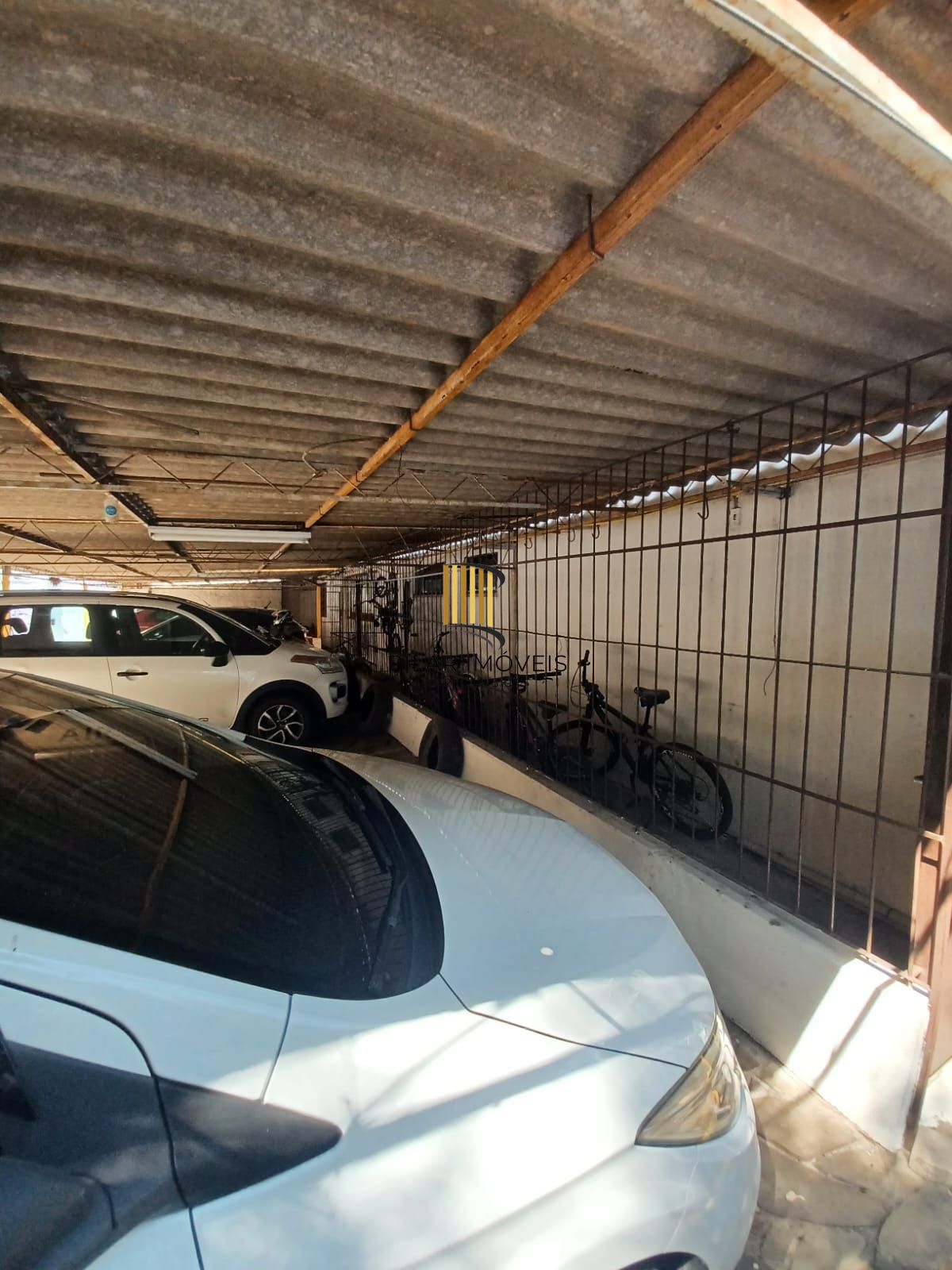 APARTAMENTO 2 DORMITÓRIOS – ÓTIMO ESTADO | LOCALIZAÇÃO PRIVILEGIADA