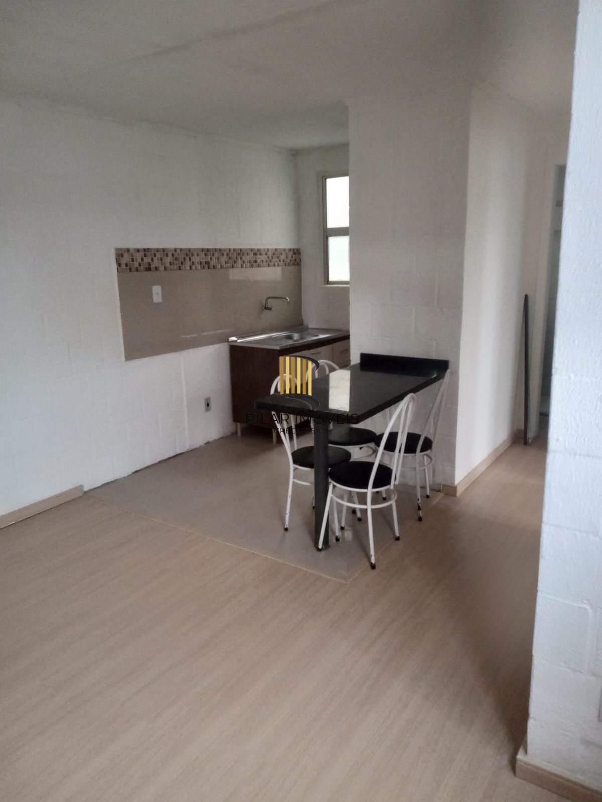 Apartamento de 2 dormitórios e uma vaga