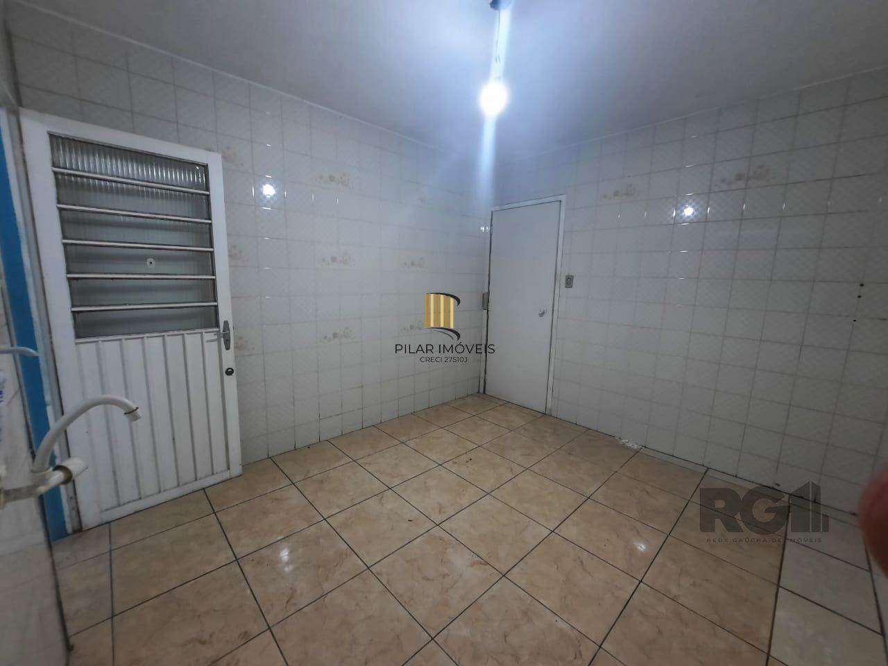 Casa 3 dormitórios no bairro Parque Amador