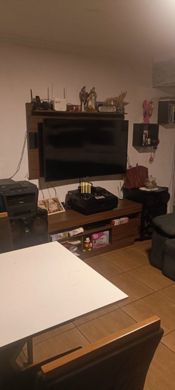apartamento de 2 dormitórios com garagem coberto no bairro Teresópolis