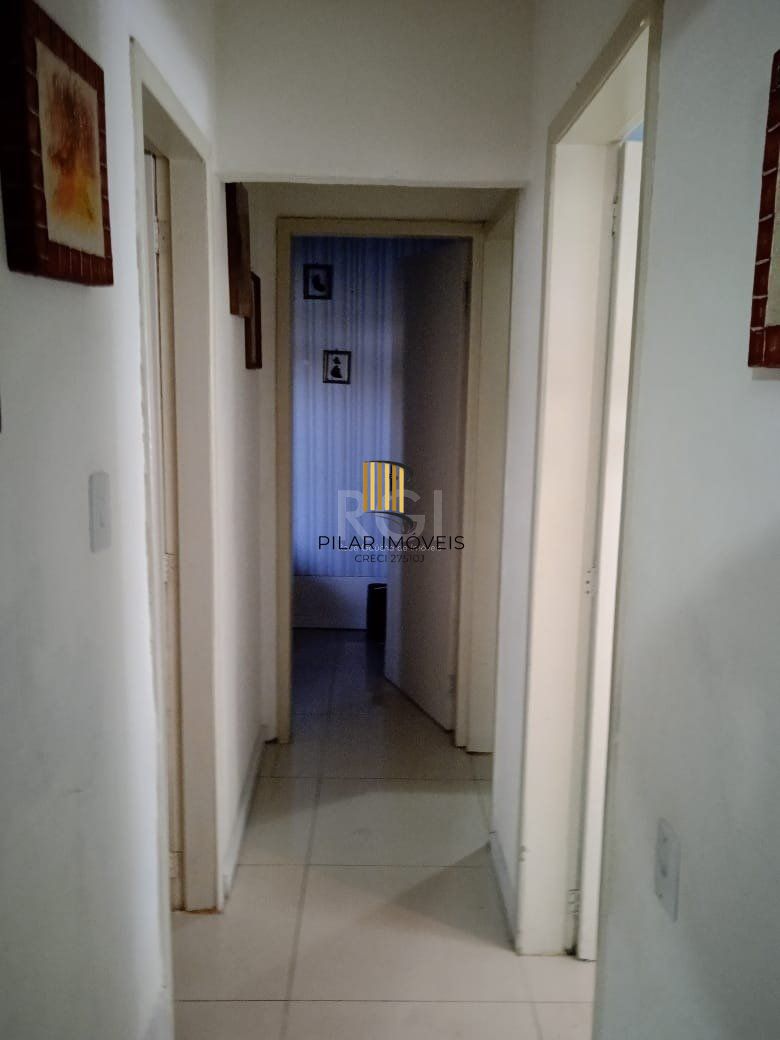 Casa para Venda - 140m², 5 dormitórios, 2 vagas - Cavalhada, Porto Alegre