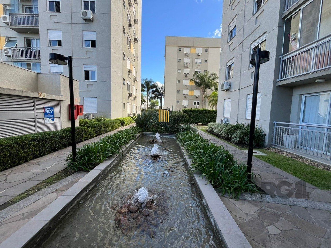 ÓTIMO APARTAMENTO 3 QUARTOS, SENDO 01 SUÍTE -SACADA - VAGA ESCRITURADA- CONDOMINIO COM COMPLETA INFRAESTRUTURA