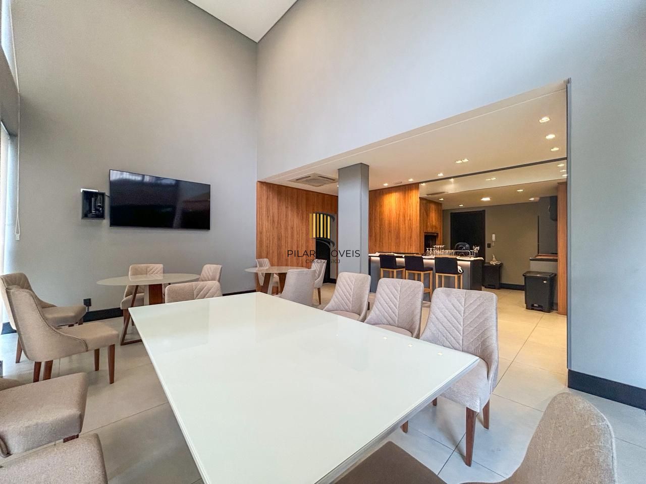 Impecável apartamento 03 dormitórios, 01 suíte - 87m² privativos, condomínio completa infra no Bairro Santa Tereza - Vaga dupla coberta.