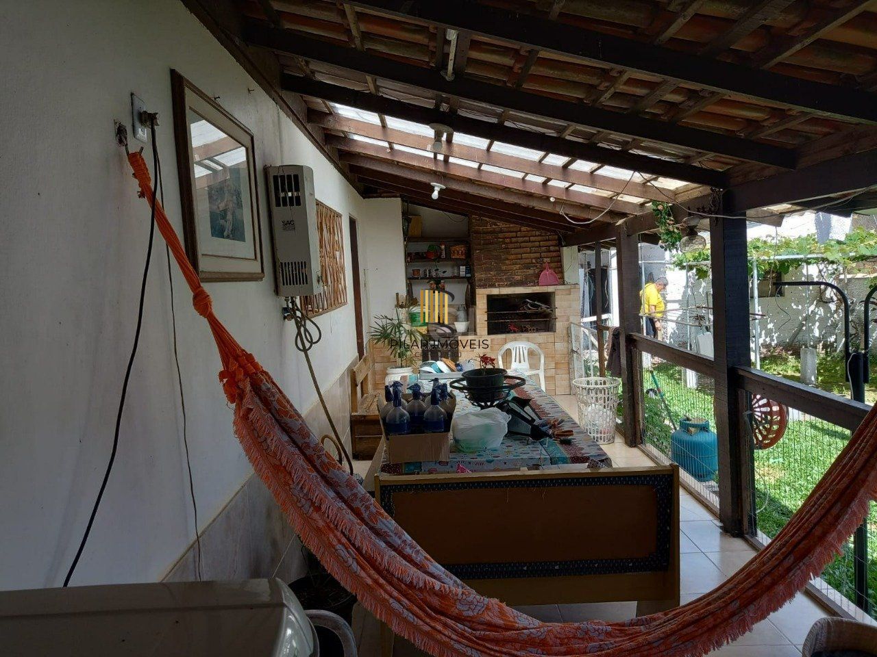 Casa 3 dormitórios, sendo 1 suites, 9 vagas - bairro Ponta Grossa Porto Alegre RS