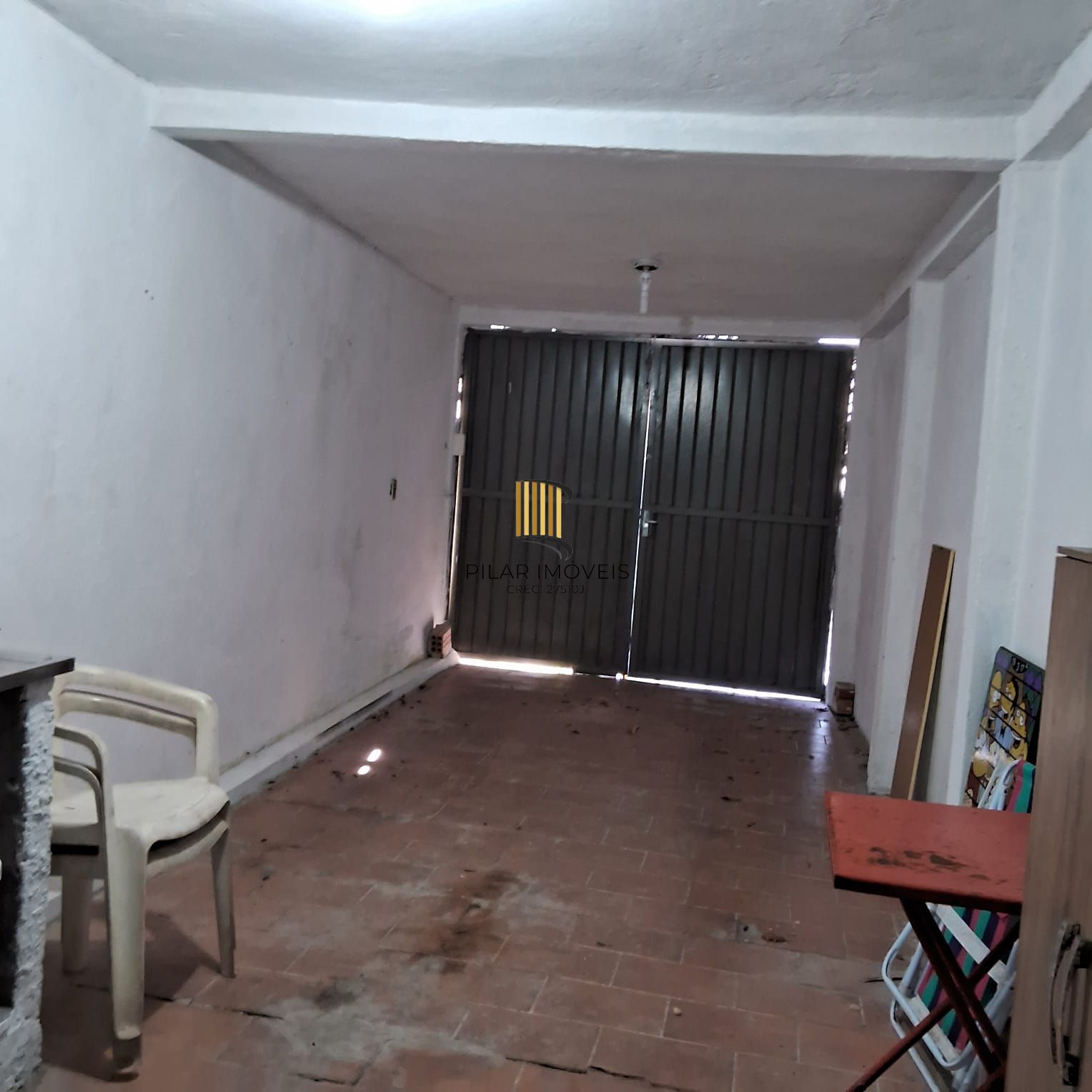Apartamento com 01 Quarto e 01 vaga no Bairro Morro Santana