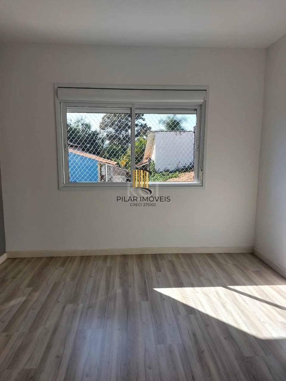 Apartamento de74,39m² de área privativa,  02 dormitórios,  1 suíte, 1 banheiro social e 1 vaga coberta.