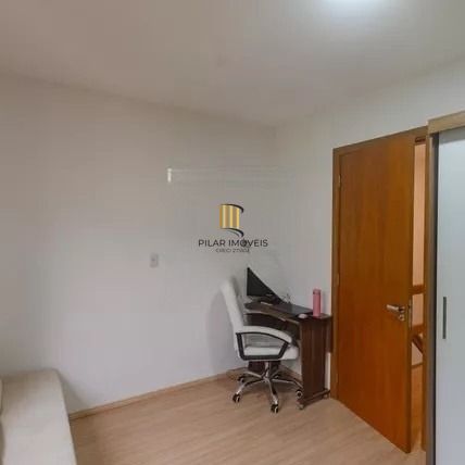 Casa em condominio com 2 vagas