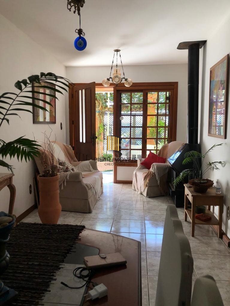Casa para Venda - 178.5m², 3 dormitórios, sendo 2 suites, 2 vagas - Tristeza