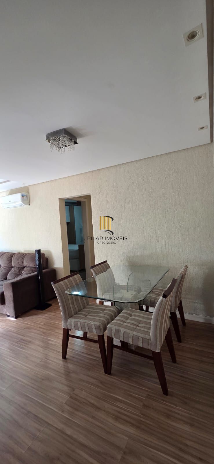 Apartamento com 02 quarto e 01 vaga no Bairro Praia de Belas em Porto Alegre