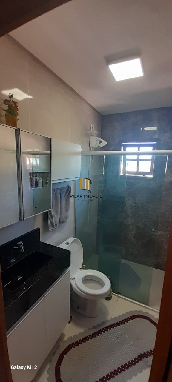 Casa com 02 quartos e 01 vaga no Bairro Cavalhada