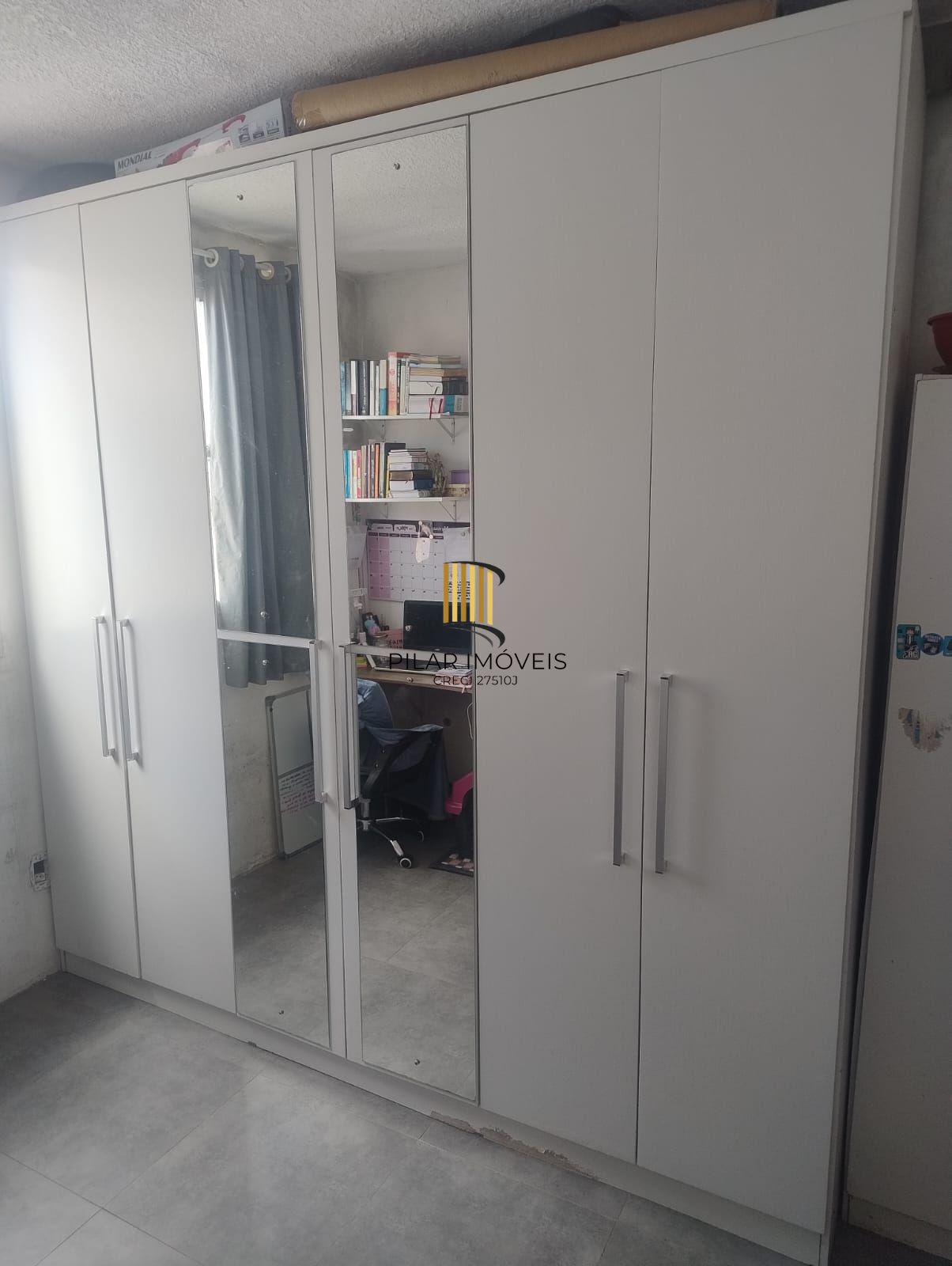 Apartamento com 02 quartos e 01 vaga no Bairro Hípica em Porto Alegre