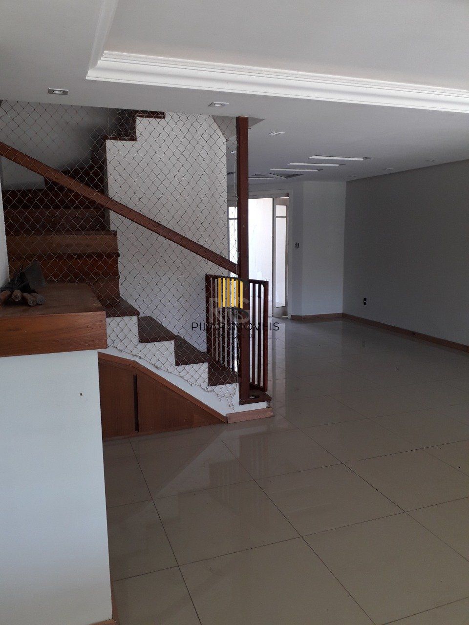 Casa para Venda - 205m², 2 dormitórios, sendo 1 suites, 2 vagas - Ipanema