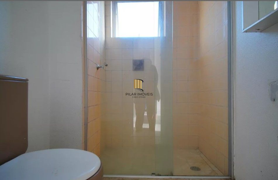 Apartamento com 01 Quarto e 01 Vaga escriturada no Bairro Jardim do Salso