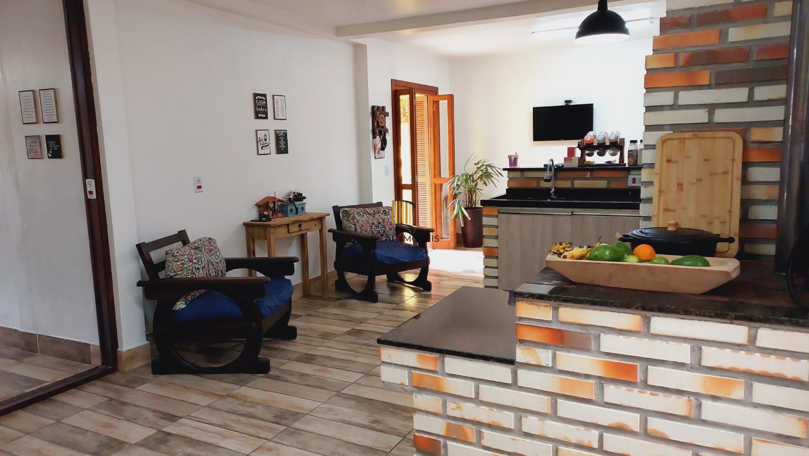 🏡 Casa Escriturada à Venda – Bairro Calmo e Bem Localizado