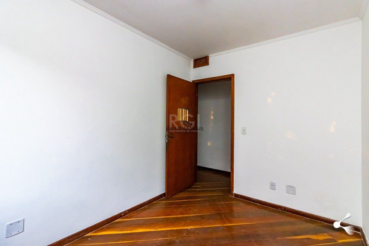 EXCELENTE APARTAMENTO DE 3 DORMITÓRIOS E 2 VAGAS DE GARAGEM