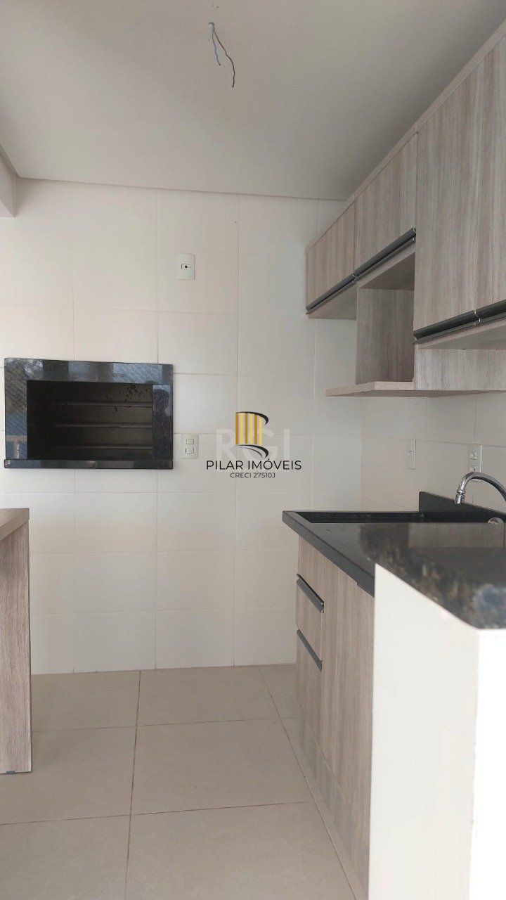 Apartamento de74,39m² de área privativa,  02 dormitórios,  1 suíte, 1 banheiro social e 1 vaga coberta.