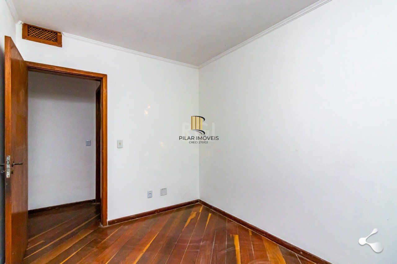 EXCELENTE APARTAMENTO DE 3 DORMITÓRIOS E 2 VAGAS DE GARAGEM