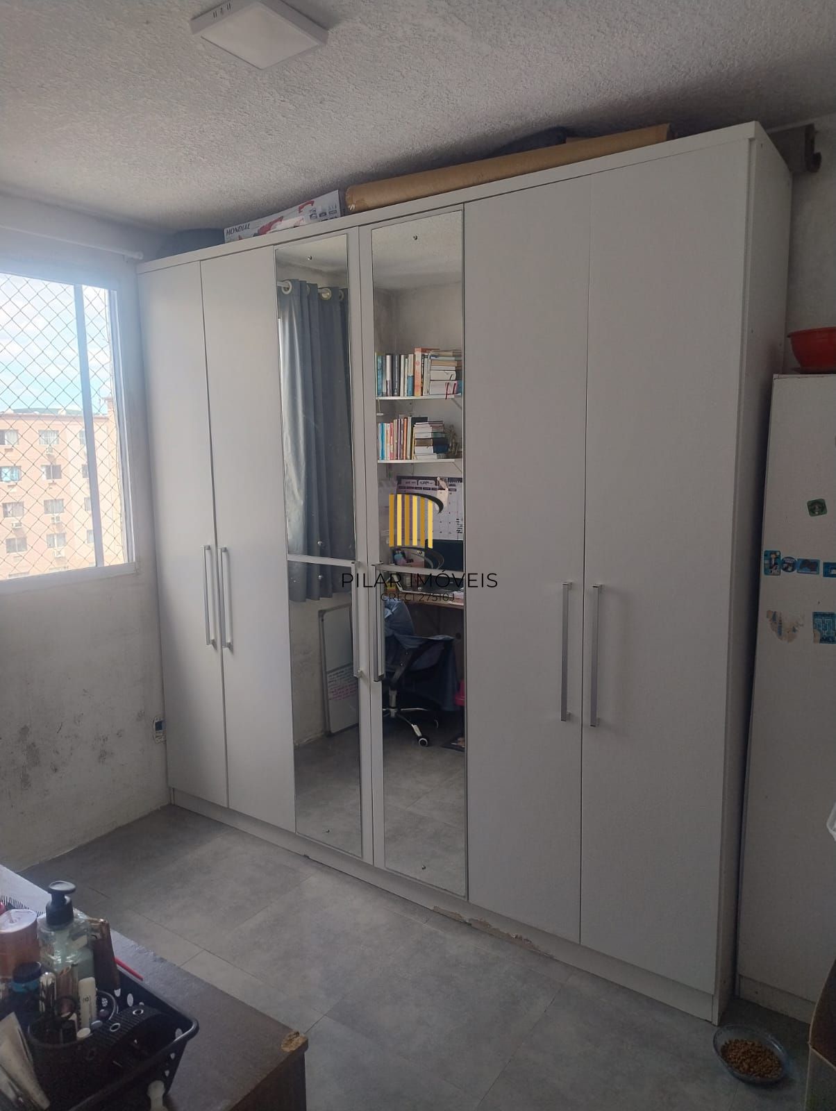 Apartamento com 02 quartos e 01 vaga no Bairro Hípica em Porto Alegre