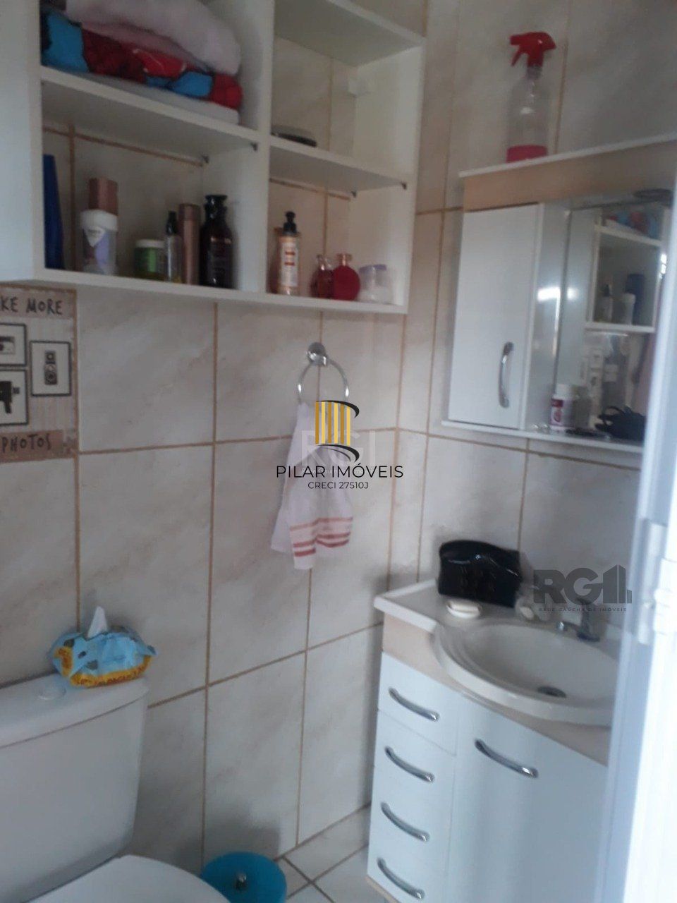 Casa com 3 dormitórios, sendo 1 suíte no bairro Hípica
