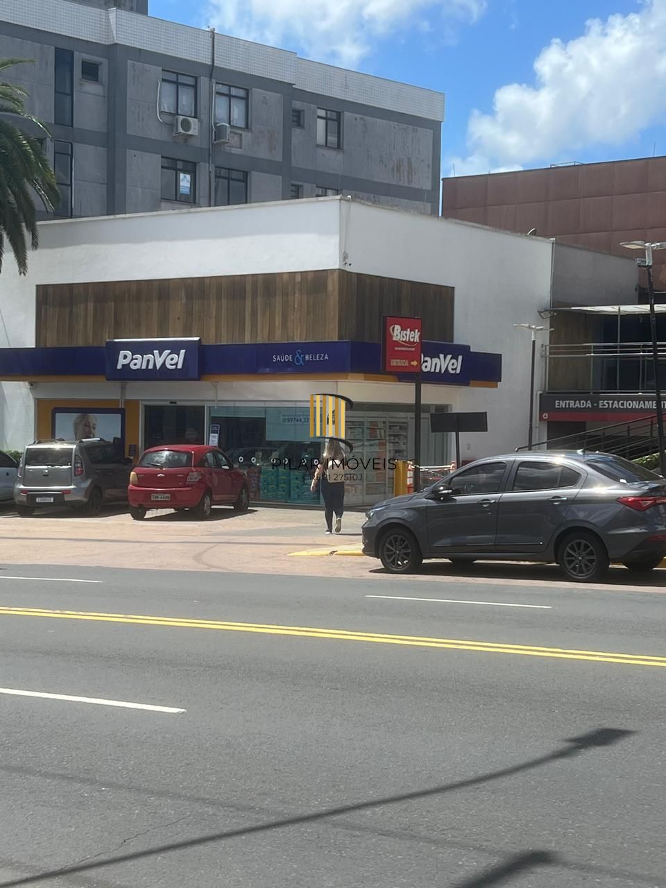 Apartamento à Venda com 02 Quartos na Av do Forte, Vila Ipiranga em Porto Alegre