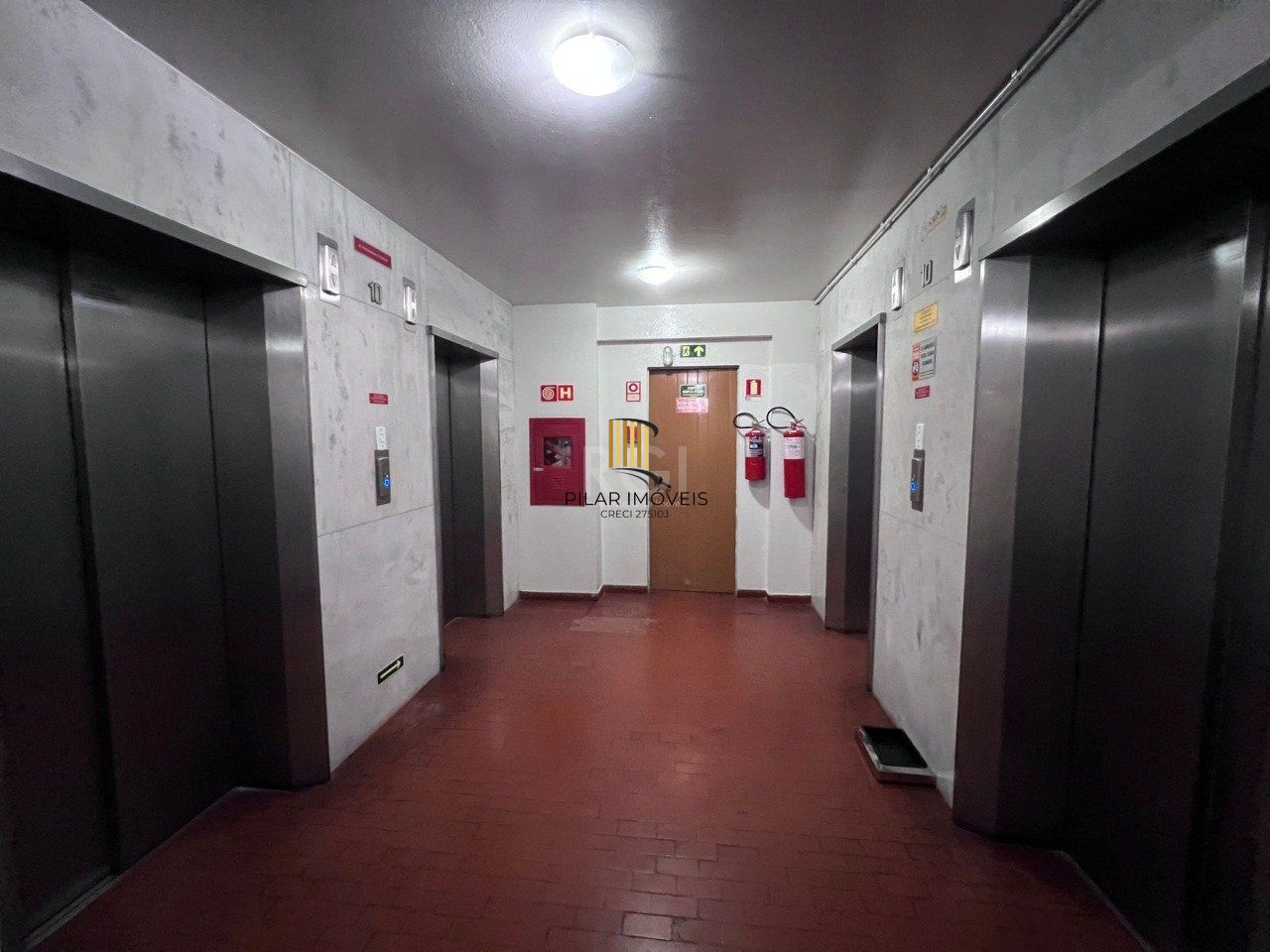 Conjunto/Sala para Venda - 24m², 0 dormitórios, Centro Histórico, Porto Alegre