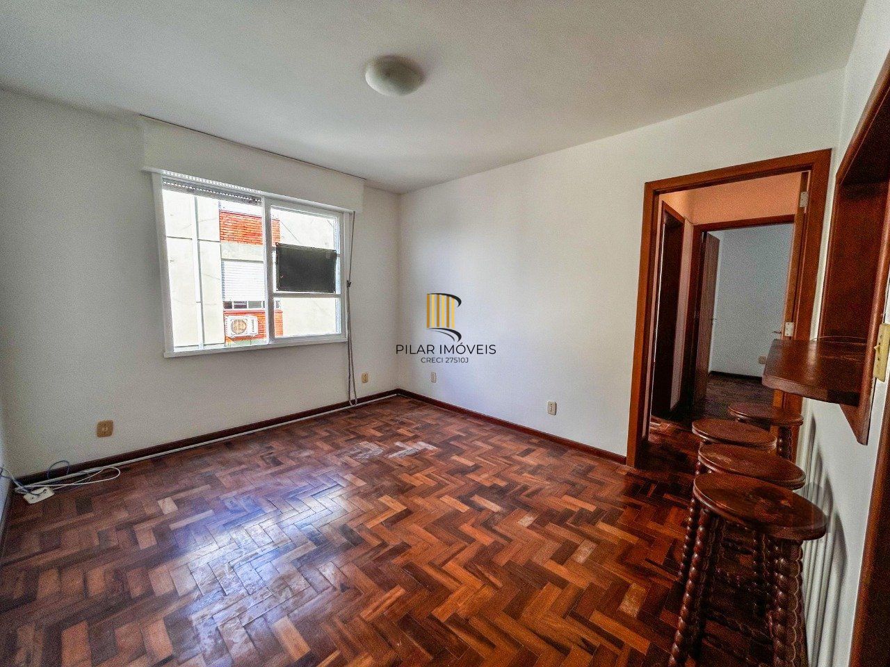 APARTAMENTO 2 DORMITÓRIOS, VAGA ROTATIVA, NO BAIRRO CRISTAL, PORTO ALEGRE/RS