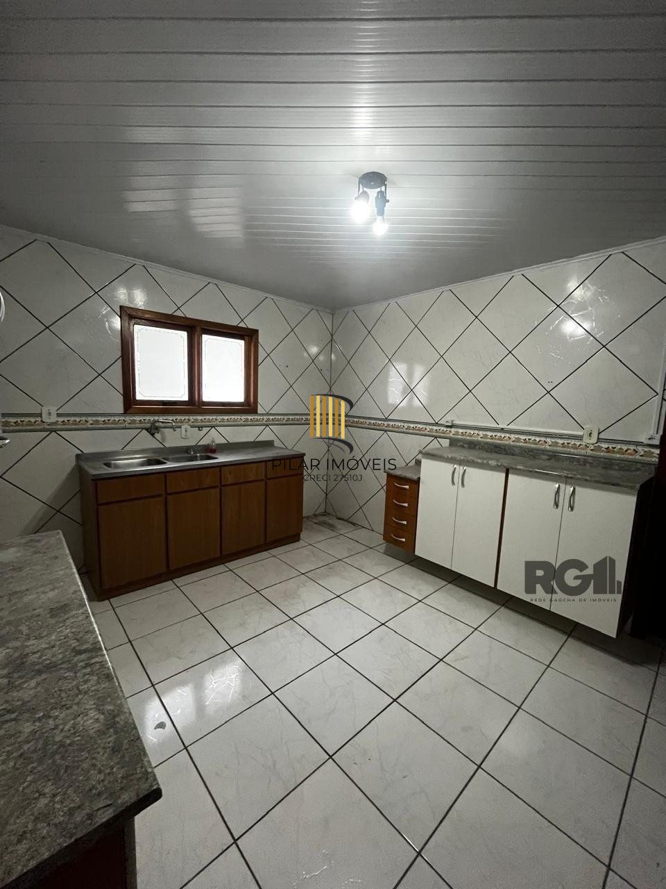 Casa 3 dormitórios no bairro Belém Novo