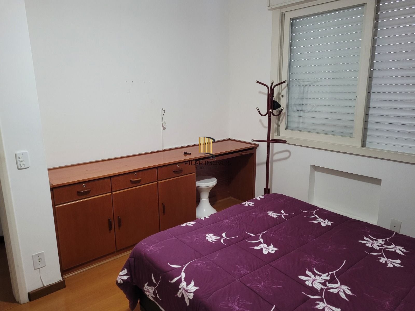 Apartamento com 02 quartos, 02 banheiros e 01 vaga no Centro Histórico