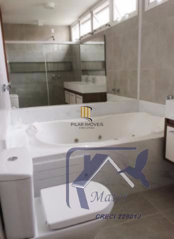 Casa para Venda - 260m², 3 dormitórios, sendo 2 suites, 4 vagas - Hípica