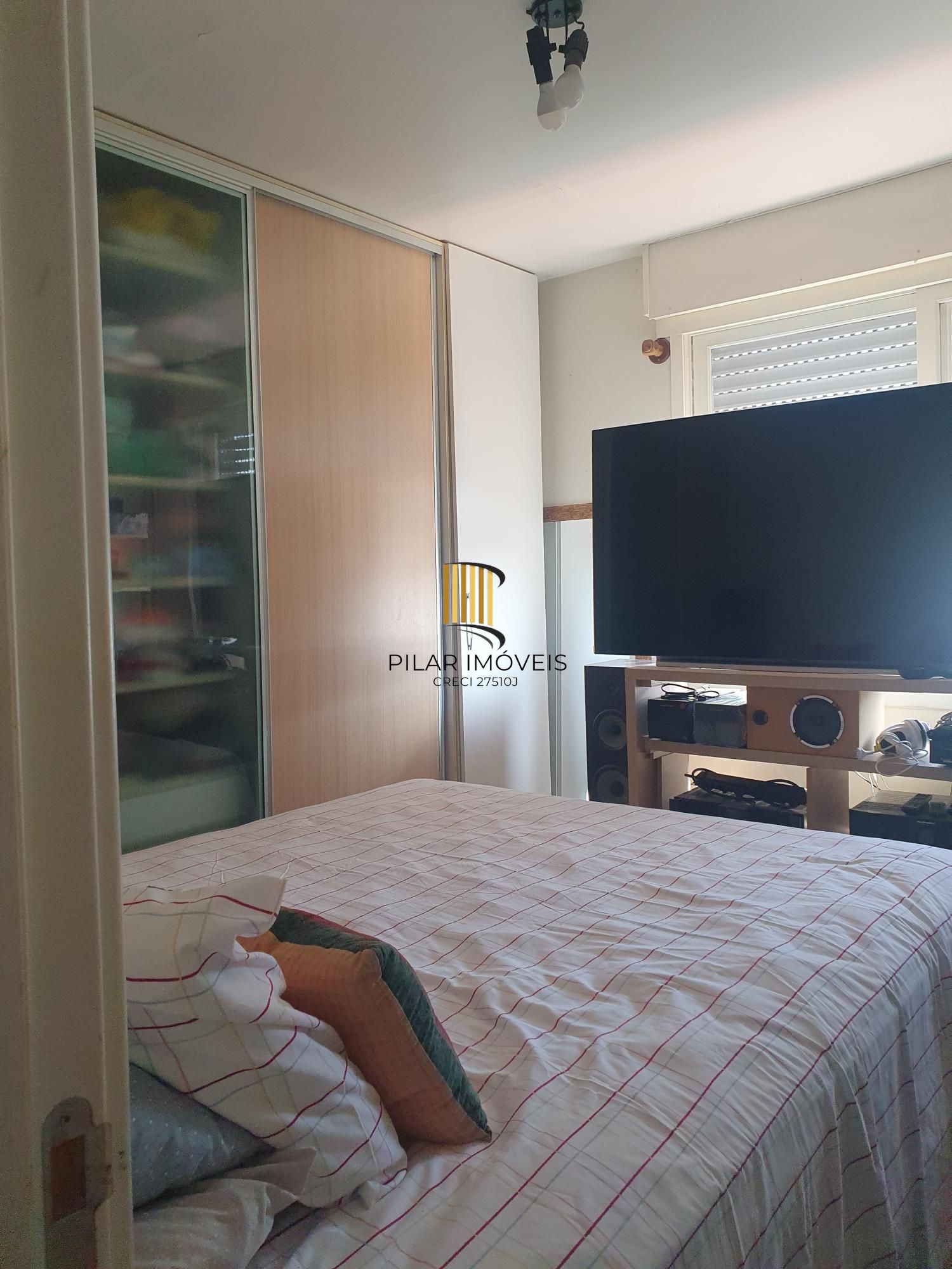 Apartamento com 01 quarto e 01 vaga no Bairro Santo Antônio