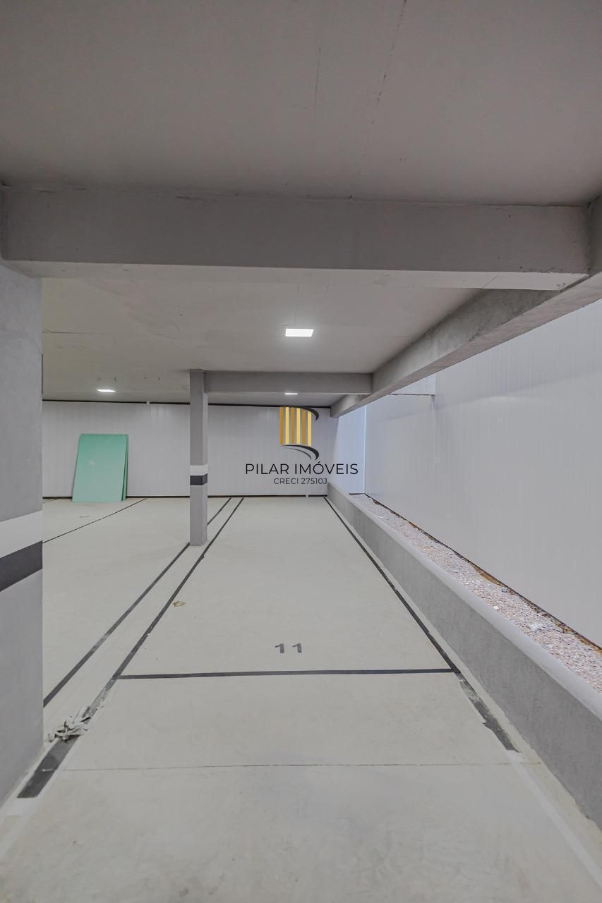 APARTAMENTO, 2 DORMITÓRIOS, 2 SUÍTES, VARANDA, VAGA DE GARAGEM, BAIRRO MENINO DEUS, PORTO ALEGRE/RS