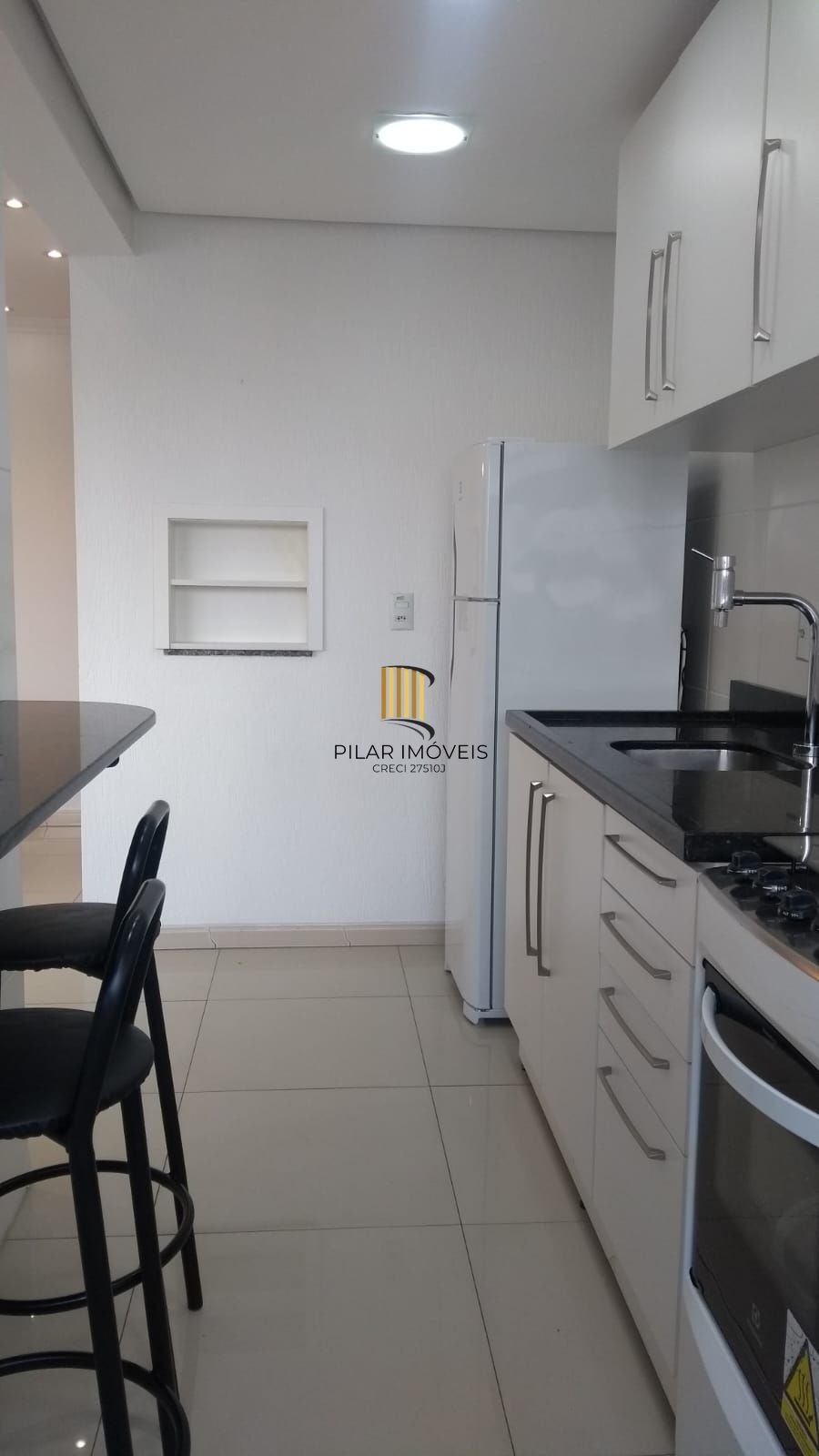 Apartamento com 02 quartos (01 suíte) e 03 Vagas no Bairro Cristo Redentor