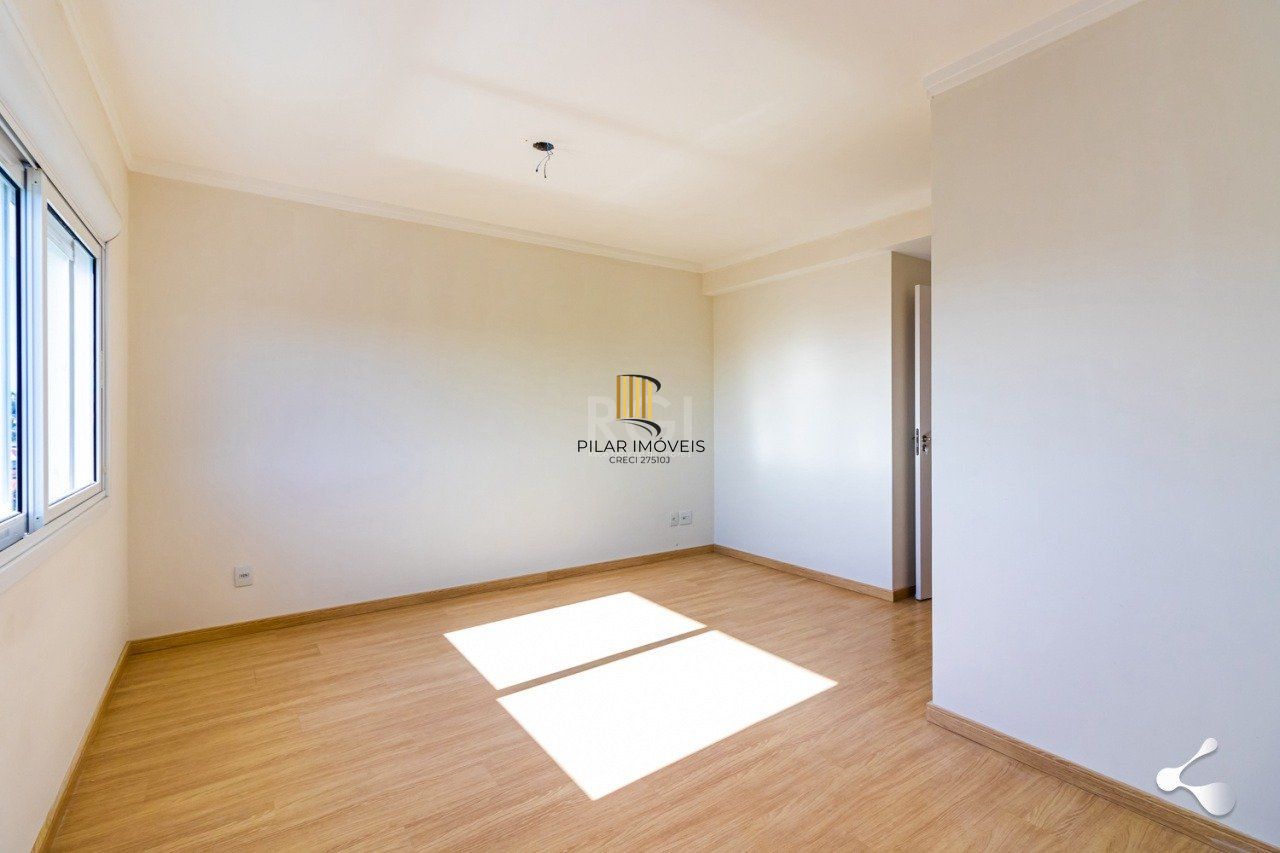 Casa 3 dormitórios no bairro Espírito Santo